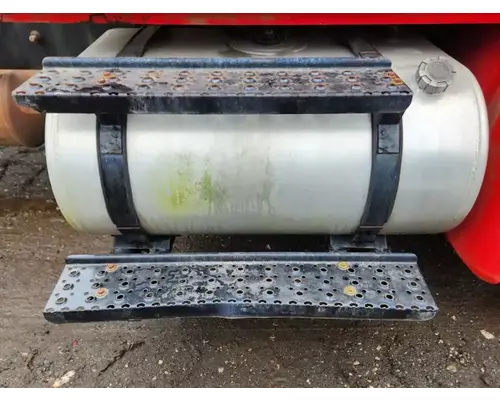 International DuraStar 4300 Fuel Tank