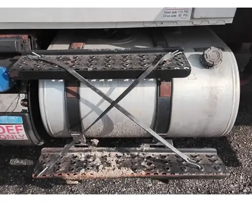 International DuraStar 4300 Fuel Tank