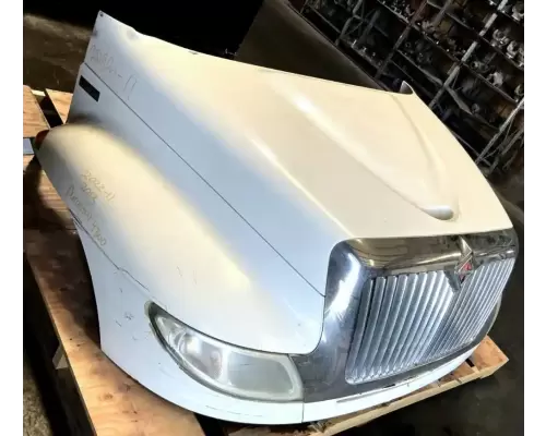 International DuraStar 4300 Hood