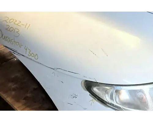 International DuraStar 4300 Hood
