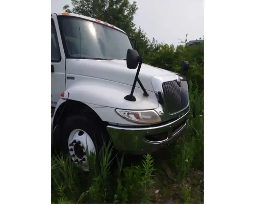 International DuraStar 4300 Hood