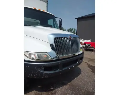 International DuraStar 4300 Hood