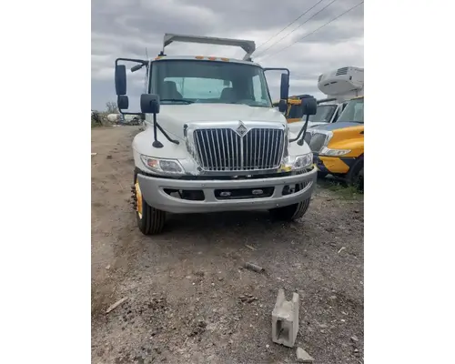 International DuraStar 4300 Hood