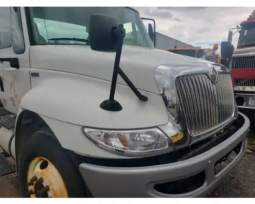 International DuraStar 4300 Hood