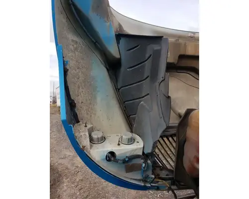 International DuraStar 4300 Hood