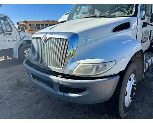 International DuraStar 4300 Hood