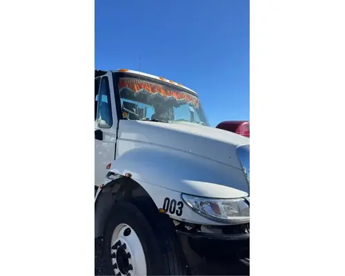 International DuraStar 4300 Hood