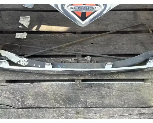 International DuraStar 4300 Hood