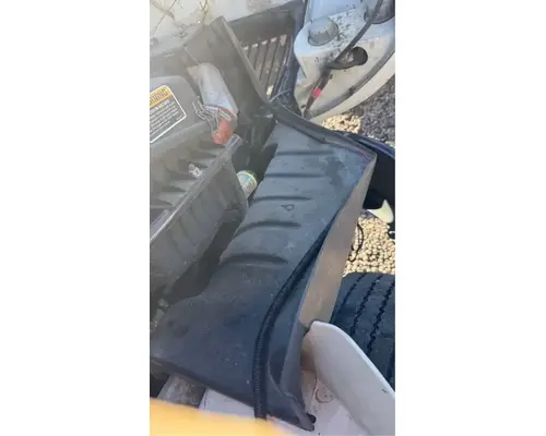 International DuraStar 4300 Inner Fender