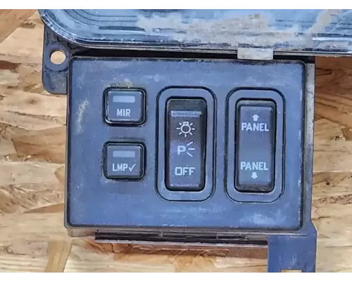 International DuraStar 4300 Instrument Cluster