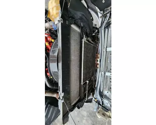 International DuraStar 4300 Intercooler