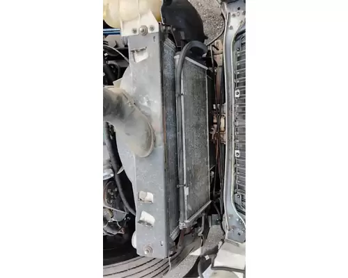 International DuraStar 4300 Intercooler