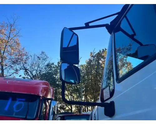 International DuraStar 4300 Mirror (Side View)