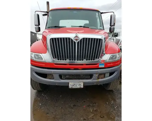 International DuraStar 4400 Bumper Assembly, Front