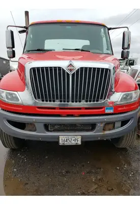 International DuraStar 4400 Bumper Assembly, Front