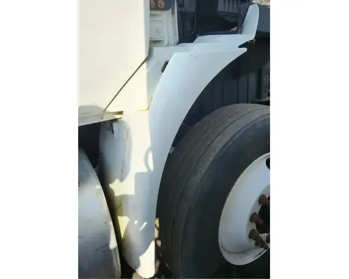 International DuraStar 4400 Fender Extension