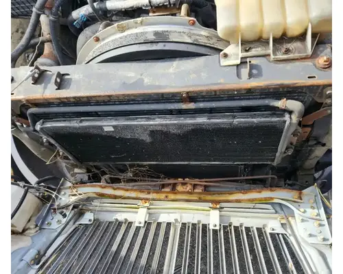 International DuraStar 4400 Intercooler
