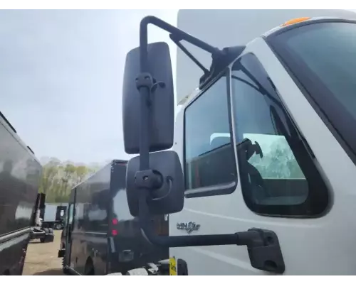 International DuraStar 4400 Mirror (Side View)