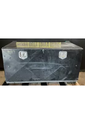 International DuraStar 4400 Tool Box