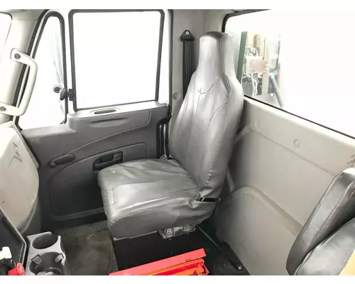 Seat, Front International DURASTAR (4400) Vander Haags Inc Cb