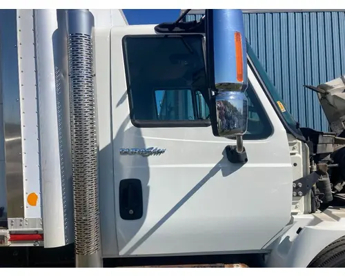 Door Assembly, Front International DURASTAR (4200) Vander Haags Inc Kc