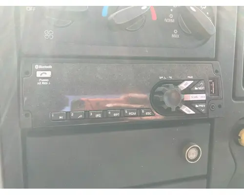 Radio International DURASTAR (4300) Vander Haags Inc Dm