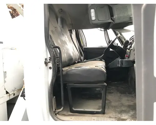 Seat, Front International DURASTAR (4300) Vander Haags Inc Cb