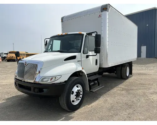 Complete Vehicle International DURASTAR (4300) Vander Haags Inc Sf