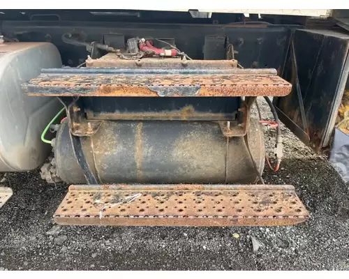 Air Tank International DuraStar 4300 Complete Recycling Group LLC