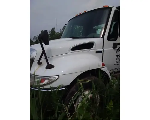 Hood International DuraStar 4300 Casey's Truck Salvage World