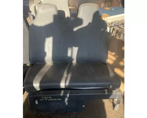 Seat, Front INTERNATIONAL DURASTAR 4300 Camerota Truck Parts