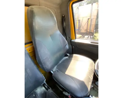 Seat, Front International DuraStar 4300 Complete Recycling Group LLC
