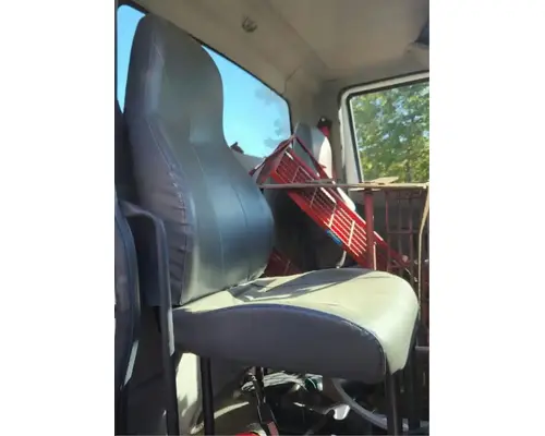 Seat, Front International DuraStar 4300 Complete Recycling Group LLC