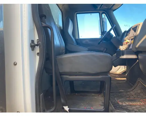 Seat, Front International DURASTAR (4400) Vander Haags Inc Sp