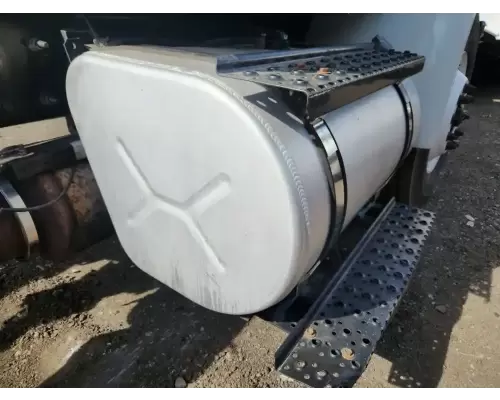 Fuel Tank International DuraStar 4400 Complete Recycling