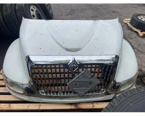 Hood INTERNATIONAL DURASTAR 4400 Camerota Truck Parts