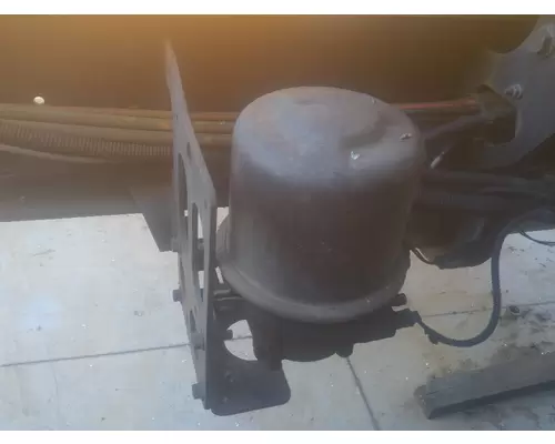 Air Dryer INTERNATIONAL Durastar Crest Truck Parts