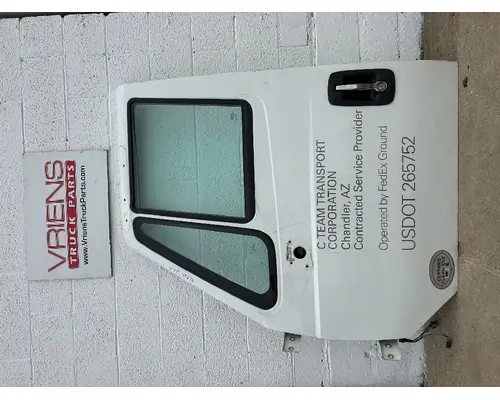 Door Assembly, Front INTERNATIONAL DURASTAR Vriens Truck Parts