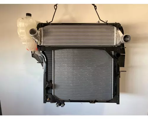 Radiator INTERNATIONAL Durastar Frontier Truck Parts