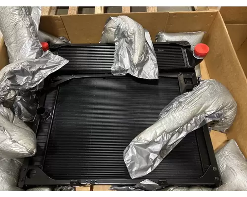 Radiator INTERNATIONAL Durastar Frontier Truck Parts