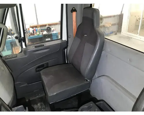 Seat, Front INTERNATIONAL Durastar Vander Haags Inc Cb