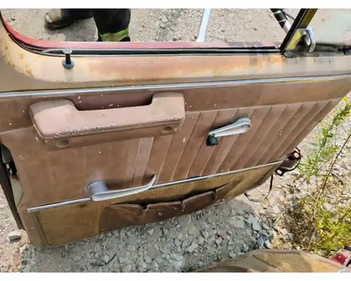 International F-1954 Door Assembly, Front