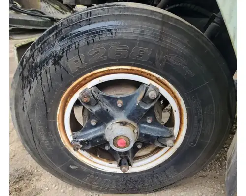 Spindle / Knuckle, Front International F-2275 Complete Recycling Group LLC