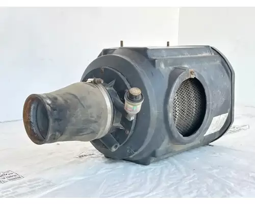 International F-2554 Air Cleaner