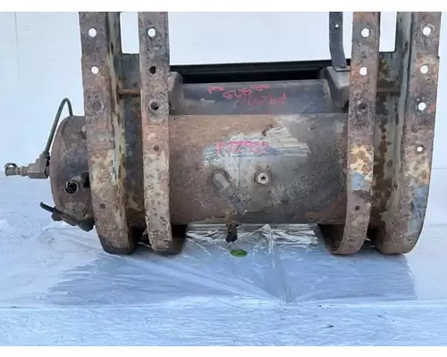 International F-2554 Air Tank