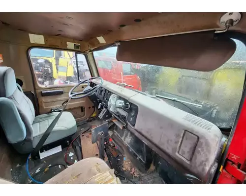 International F-2554 Cab