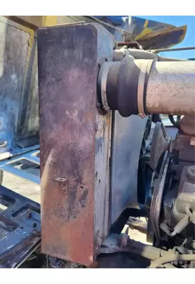 International F-2554 Radiator