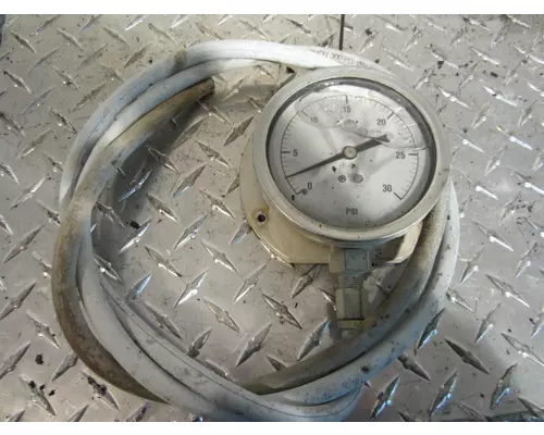 Gauges (all) INTERNATIONAL F-2575 Valley Truck - Grand Rapids