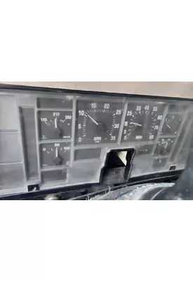 International F-2674 SBA Instrument Cluster