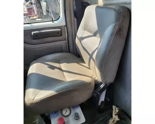 International F-2674 SBA Seat, Front